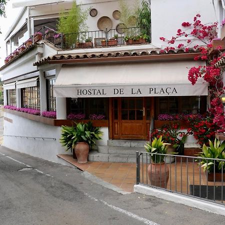 Hostal De La Placa - Hotel Boutique Cabrils Exterior photo
